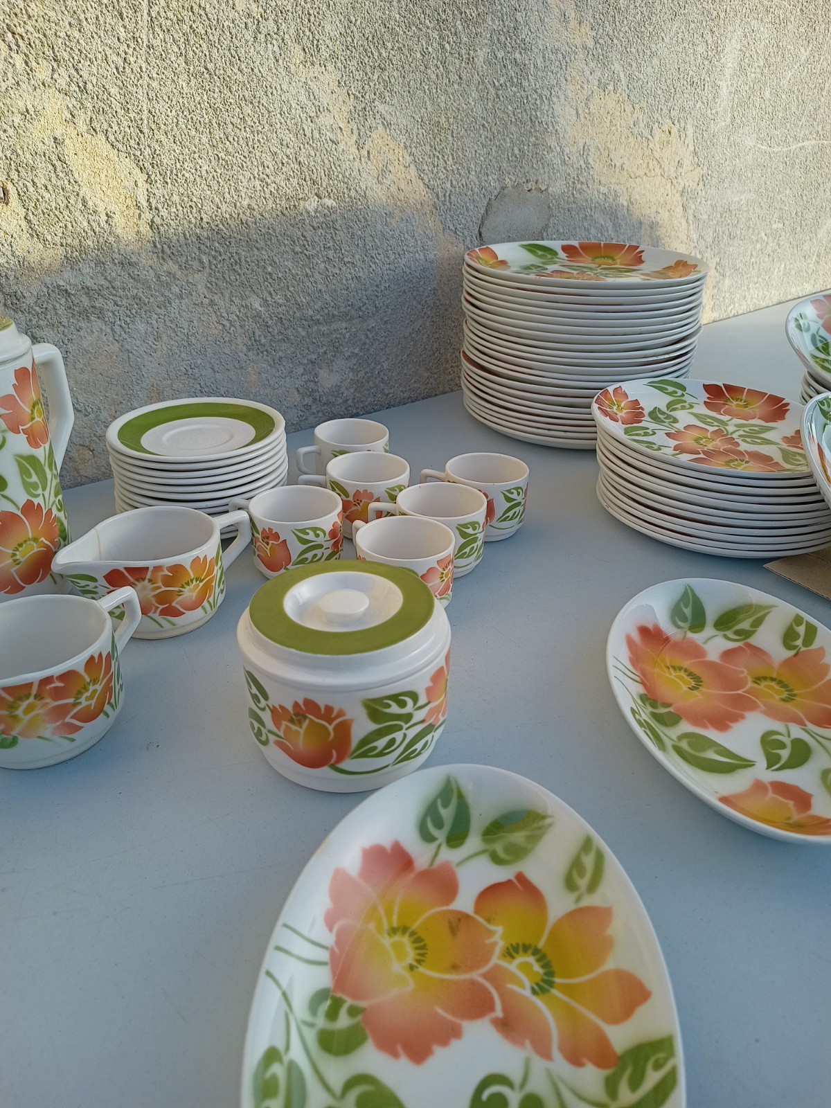 Service de vaisselle, Porcelaine de Limoges
