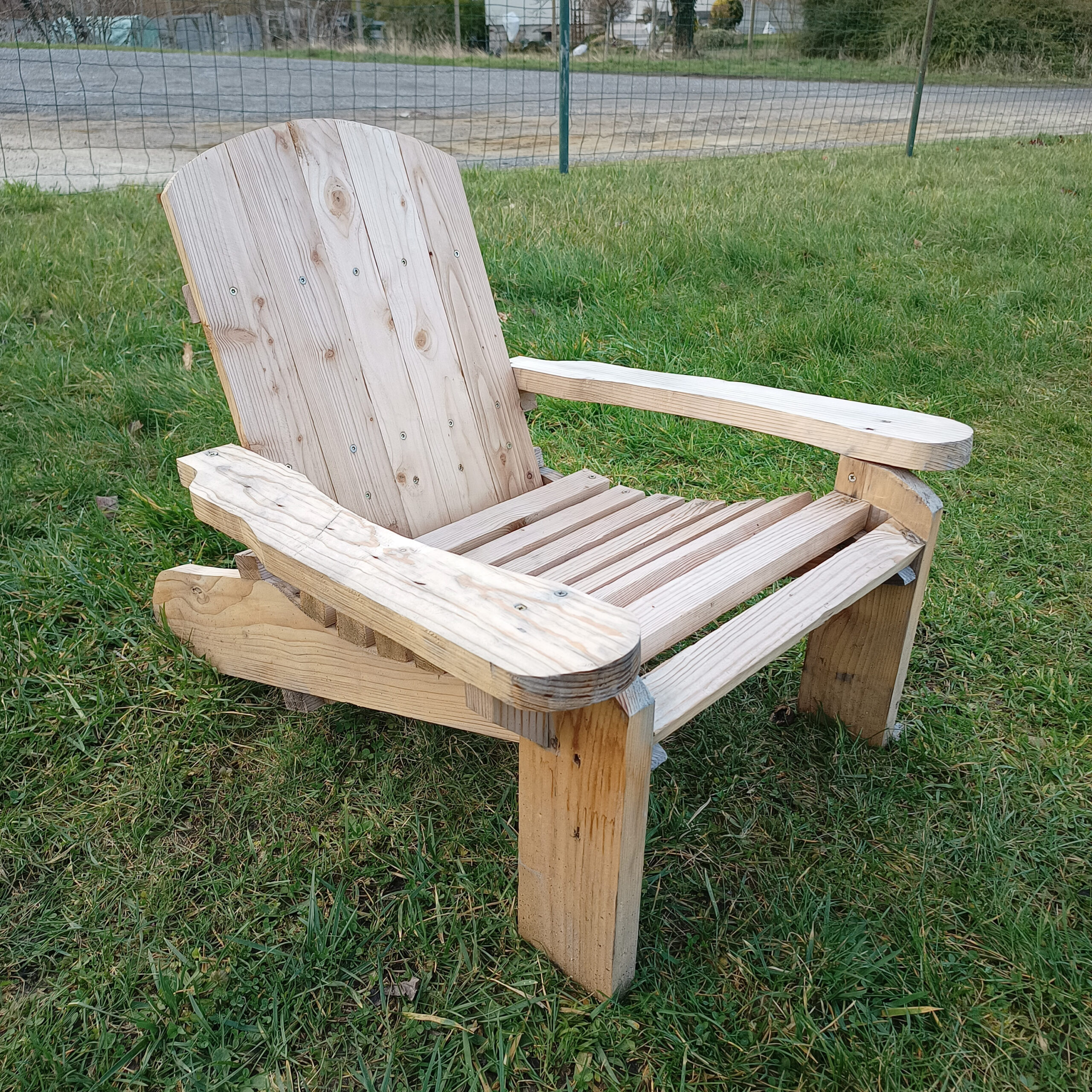 Fauteuil de jardin enfant (40€)